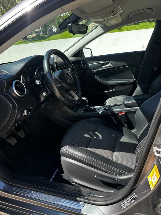 CLA 180D Shooting Break