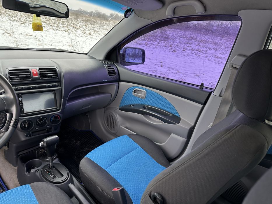 Kia Picanto 2007 г газ-бензин