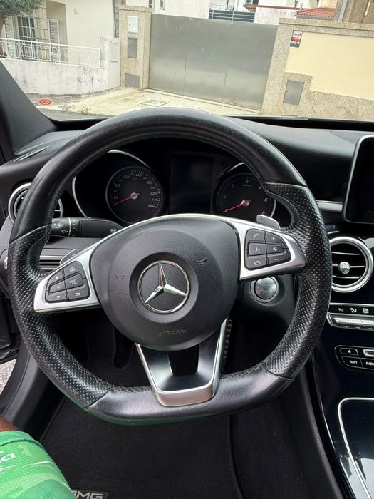 Mercedes-Benz C 220 d AMG Line | Automático | 2017
