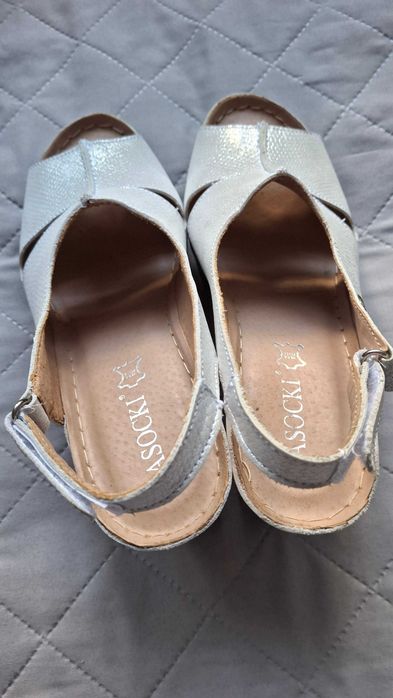 Buty damskie na lato firmy Lasocki rozmiar 37