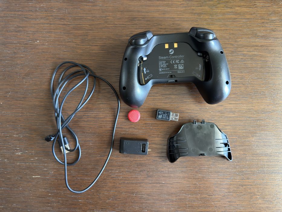 Steam Controller (2015)