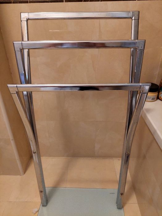 Toalheiro/ Suporte de toalhas