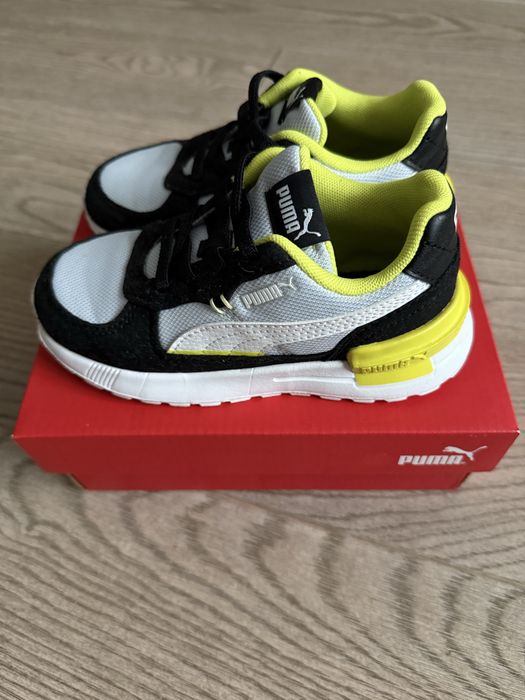 Кросівки дитячі Puma, розмір 27