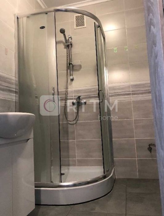 Продаж 1 кімнатної квартири по вул. Бенцая 7
