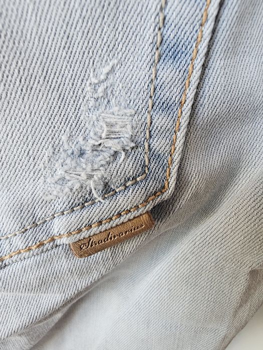 Jeansy stradivarius