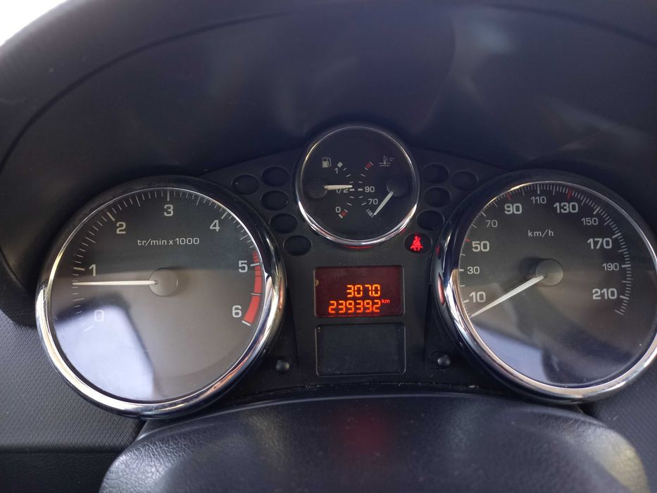 Peugeot 207 ano 2006