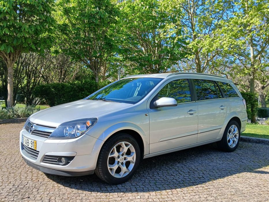 Opel Astra 1.6 Caravan Cosmo automático
