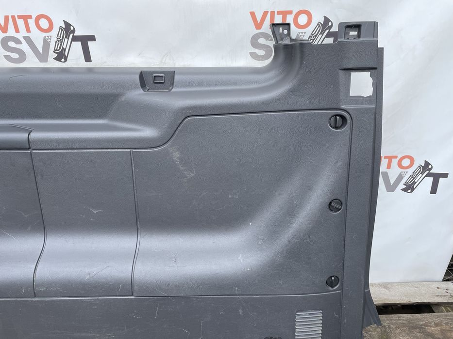 Карты обшивки салона задние на VITO-VIANO W639