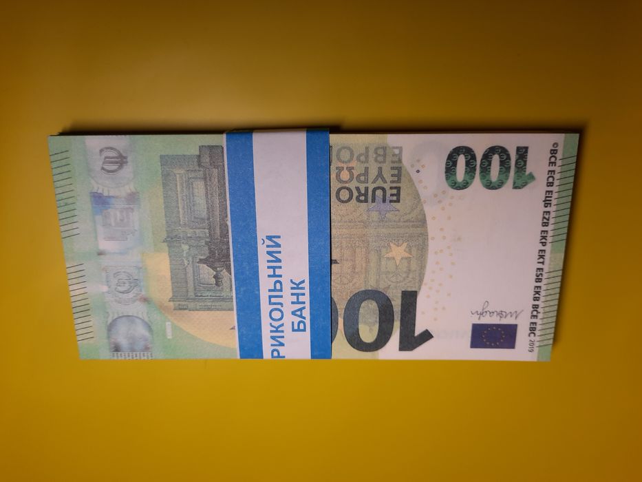 Сувенирные деньги 50 евро, 100 евро, 500 евро, 200 евро