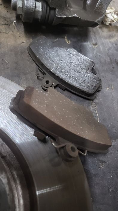 Kit travões Renault Twingo, Clio, Megane, etc como novos.