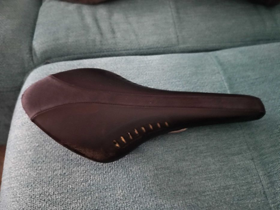 Продам вело сидуху FIZIK