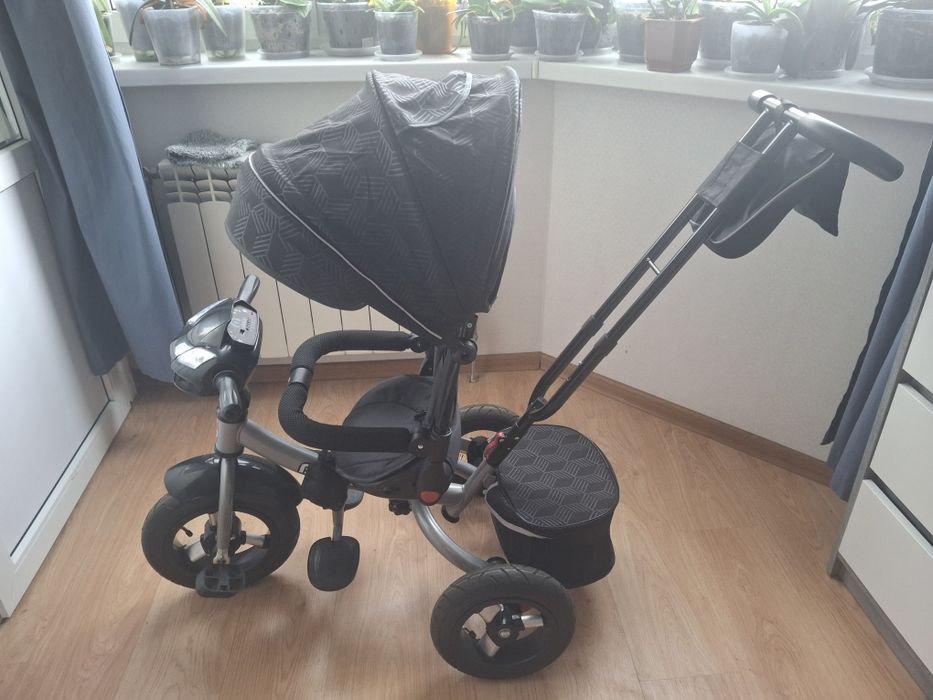 Продам дитячий триколісний велосипед Best Trike 6088 F