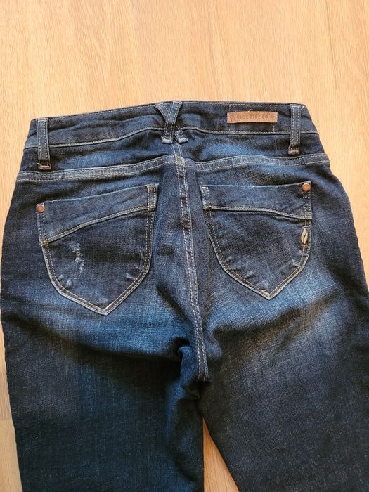 Markowe oryginalne jeansy damskie Blue Fire rozm. 27/30 (36/S) push-up