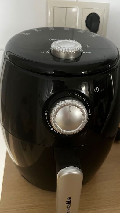 Fritadeira Air Fryer Preta