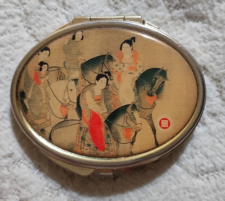 Зеркальце Тайвань