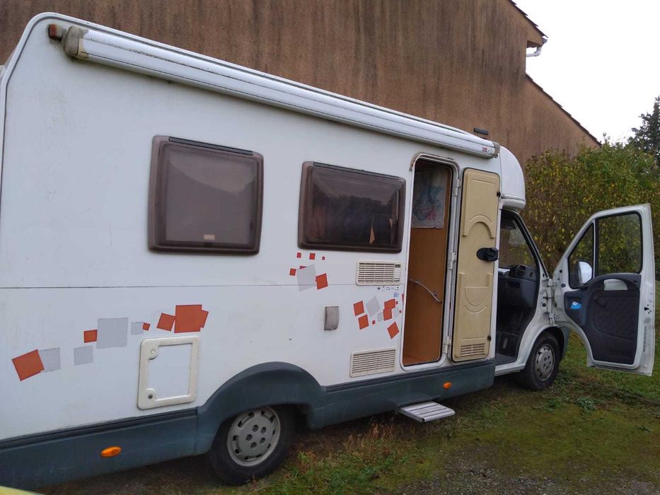 Autocaravana perfilada 2006 c/ 6 lugares