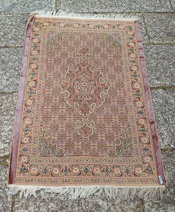 Tapete Persa 128cm x 84cm