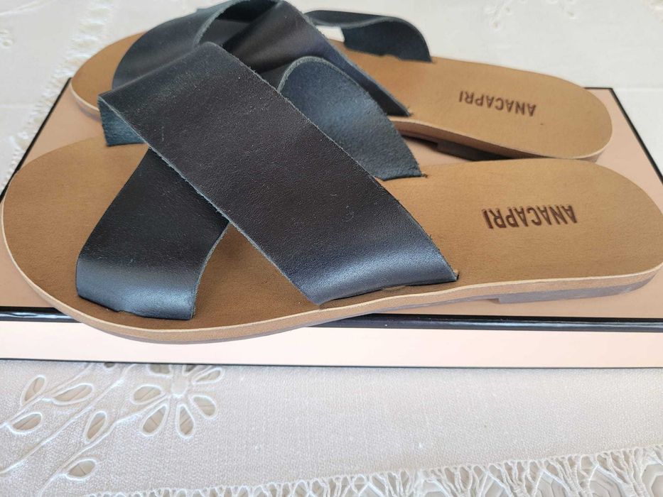 Sandália preta Anacapri