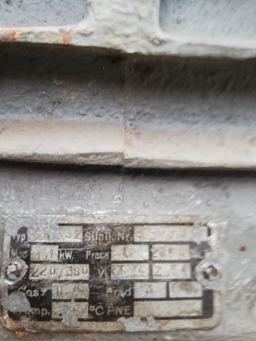 Sprzedam silnik elektryczny 1,1 2850