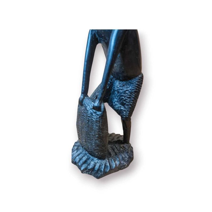 Escultura Africana Madeira – Figura Masculina com Saco (23,5×6,5×8 cm)