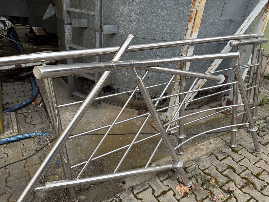 Porecze z nierdzewki