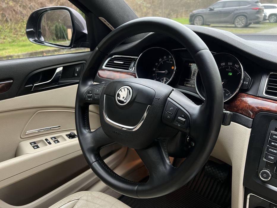 Skoda Superb 2.0 TDI 125kw DSG 2009p