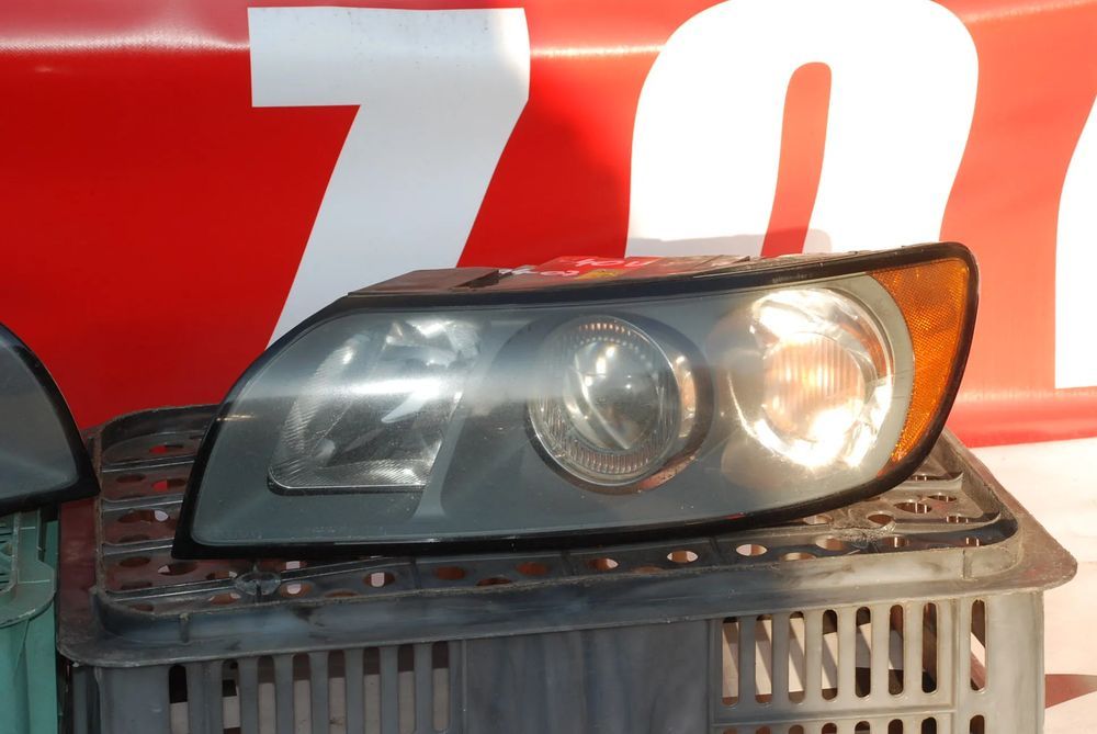 volvo v50 540 lampa lewa wysyłka