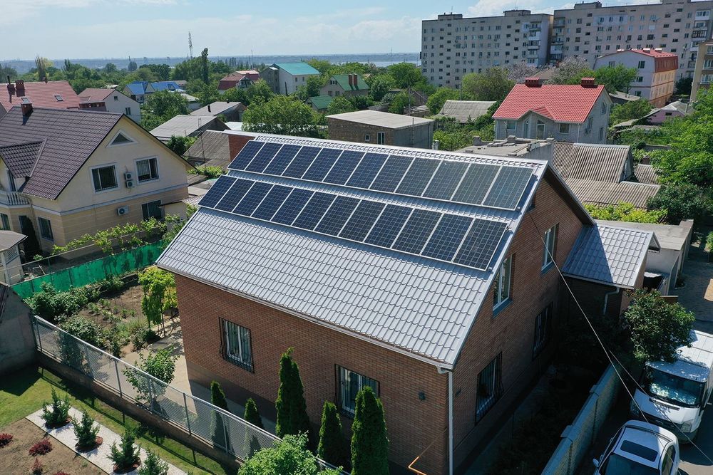 Сонячні батареї під ключ та КРЕДИТ 0%! від продажу до професійного монтажу СЕС.