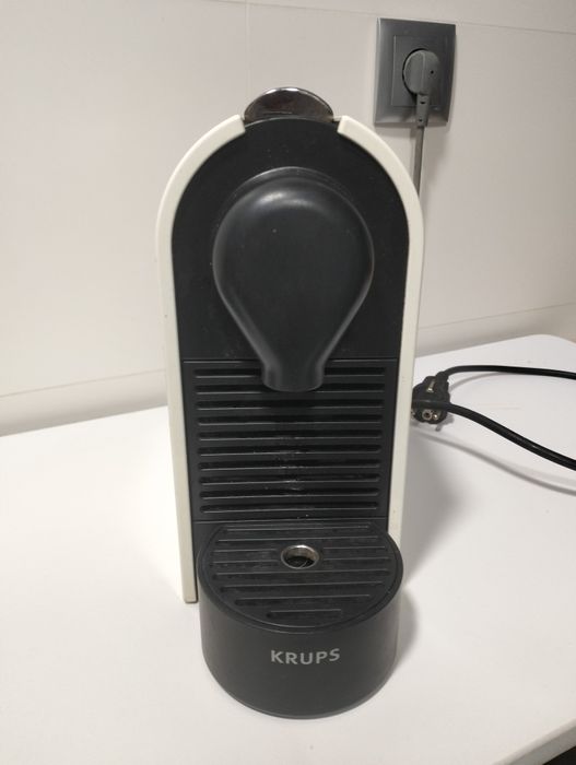 Máquina de café Nespresso.