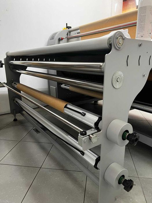 Calandra para sublimação térmica de tambor com óleo aquecido. (170cm)