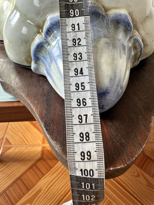 Fonte de parede decorativa