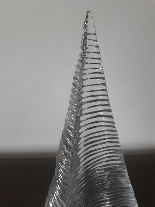 Árvore de Natal em cristal marca Atlantis