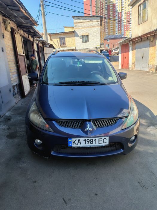 Mitsubishi grandis