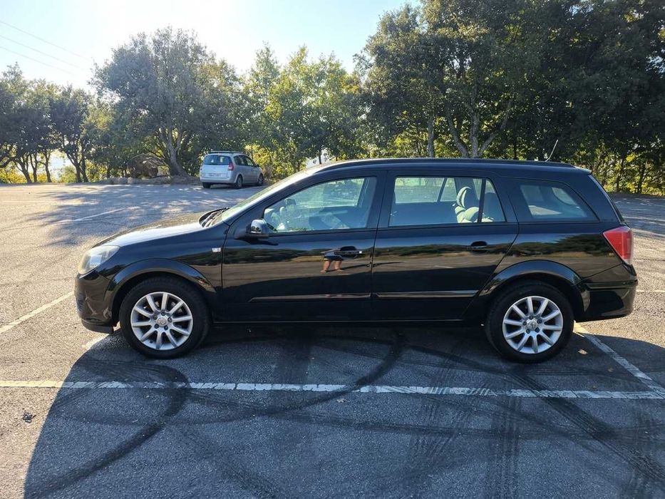 Opel astra caravan 1.7 cdti 2005 — photo 4