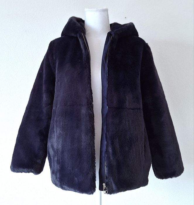 Casaco com pelo azul (Zara)