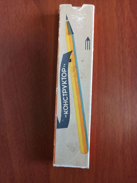 Набор из 10 карандашей "Конструктор" производства СССР