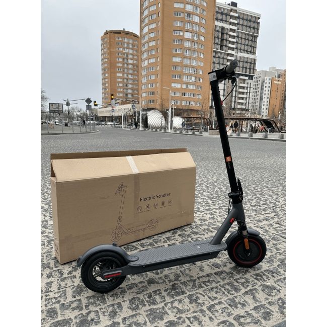 Xiaomi Electric Scooter 4 Pro самокат