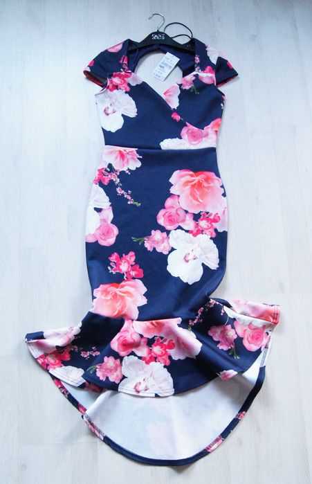 QUIZ - piękna sukienka, rozmiar 8 / S - nowa z metką