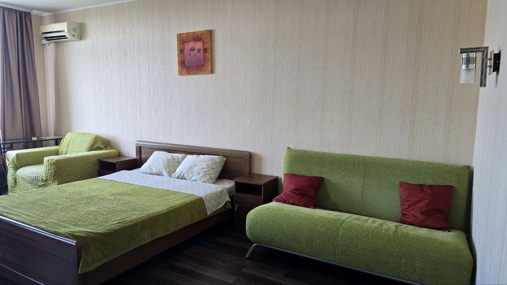 Подобово. Ліфт, Wi-fi, вода працюють без світла! Студія з неймовірним