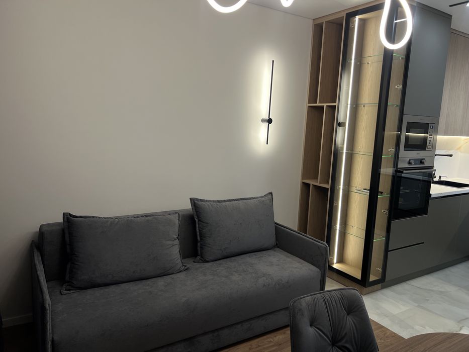 Продаю квартиру з євроремонтом 44 м2