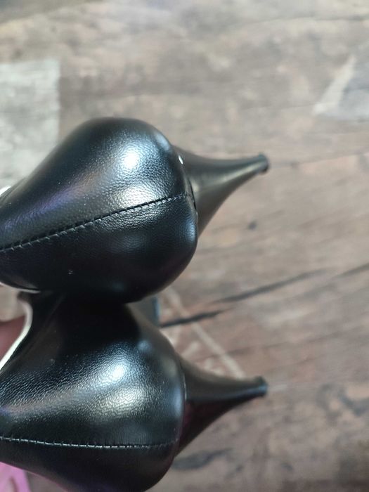 Туфлі човники ( батільйони) чорні на каблуку