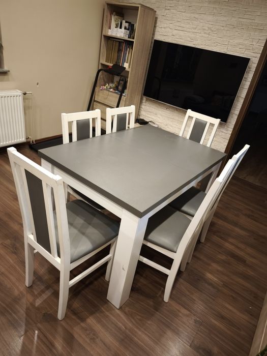 Stół rozkładany 6 krzeseł