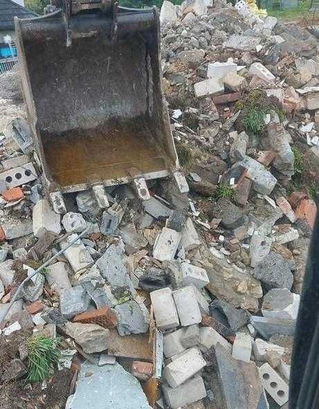 Gruz budowlany betonowy mieszany z transportem utwardzenie terenu