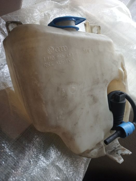 Sensor+Farolim pisca+Depósito l/vidros+Polie bomba DA Golf3