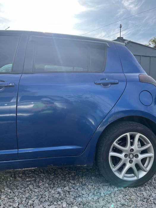 Suzuki Swift продам
