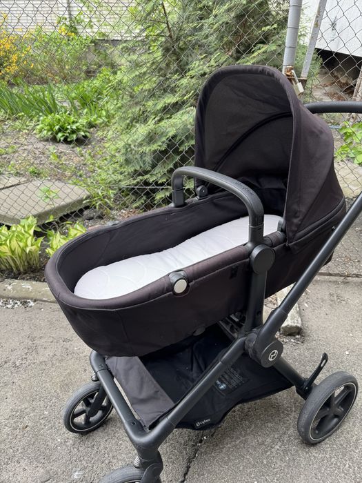 Cybex eos три в одному