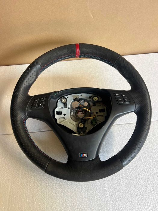Volante BMW 116/ 118/ 120 /23 E81/ E82 E87 Pack M