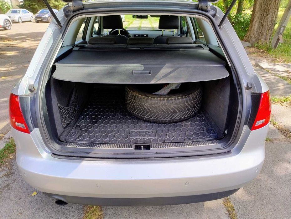 Audi A4 Avant 1.6 газ/бензин