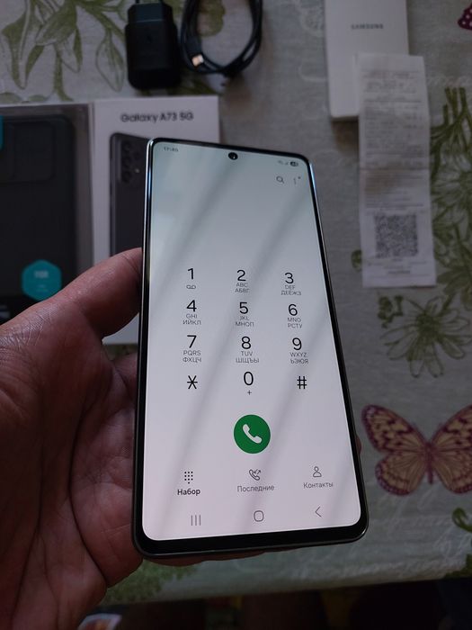 Samsung A73  8/256 идеал