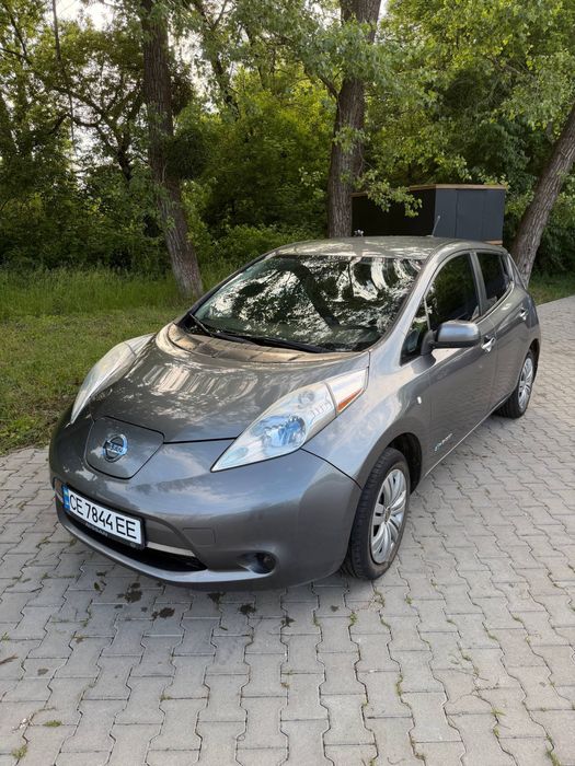 Nissan  Leaf 2014